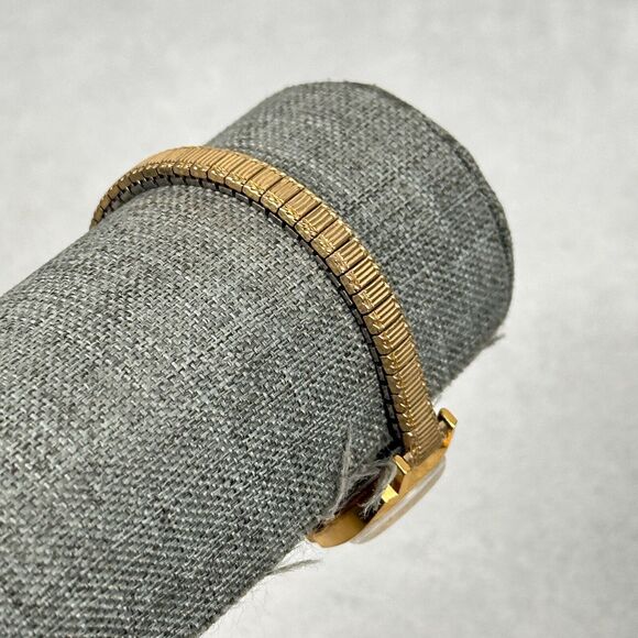 VTG Timex Watch Womens 21mm Square Manual Wind Gold Tone Expansion Band Working - Picture 8 of 12